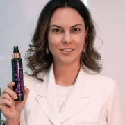 Roberta Pontes - Dermatologista a 14 anos. CRM 112458